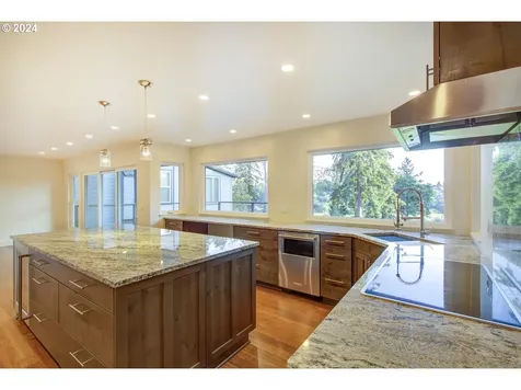 2111 NW 138th Street Vancouver WA 98685