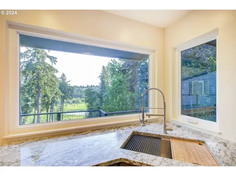 2111 NW 138th Street Vancouver WA 98685