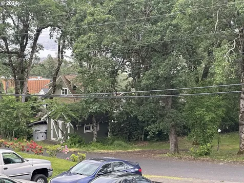 220 Nw Byrkett Place White Salmon WA 98672