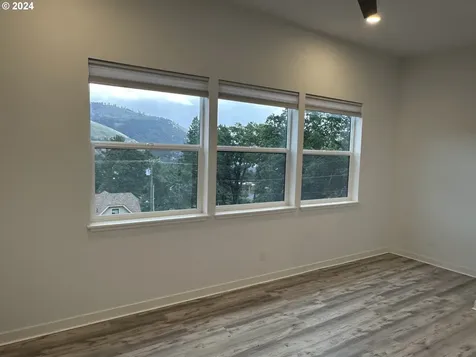 220 Nw Byrkett Place White Salmon WA 98672