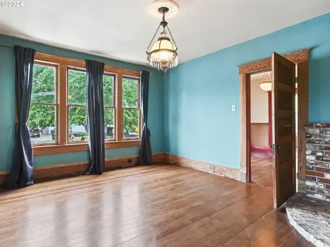 1809 C Street Washougal WA 98671