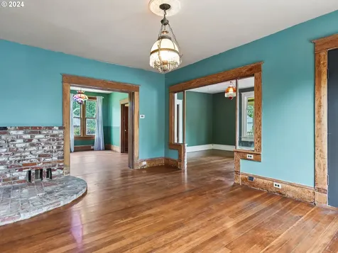 1809 C Street Washougal WA 98671