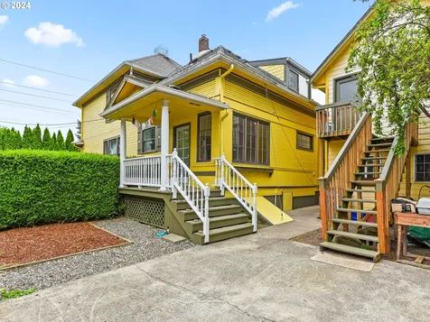 1809 C Street Washougal WA 98671