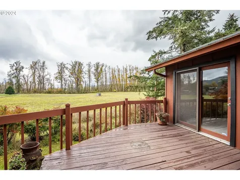 40143 Deerhorn Road Springfield OR 97478