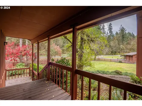 40143 Deerhorn Road Springfield OR 97478