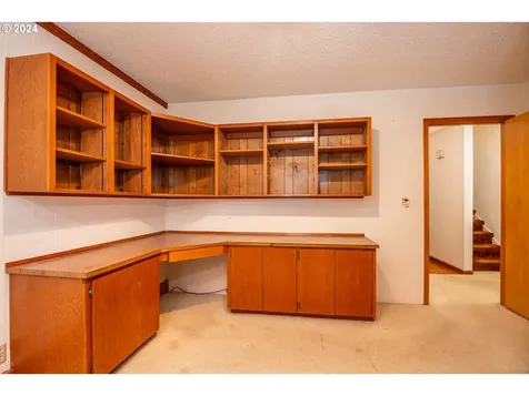 40143 Deerhorn Road Springfield OR 97478