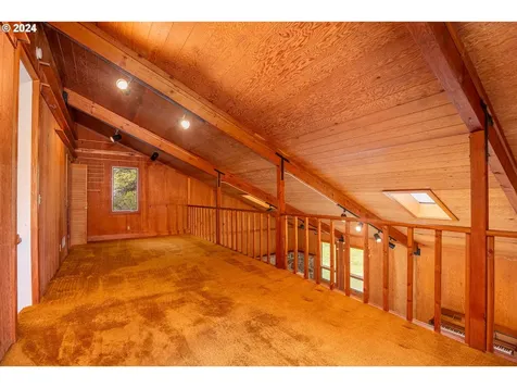 40143 Deerhorn Road Springfield OR 97478
