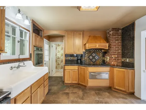 17610 NE 36th Way Vancouver WA 98682