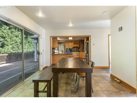 17610 NE 36th Way Vancouver WA 98682