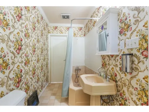 17610 NE 36th Way Vancouver WA 98682
