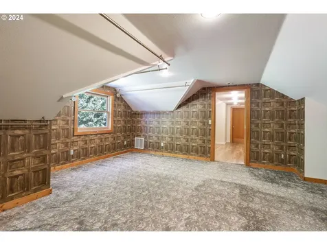 17610 NE 36th Way Vancouver WA 98682