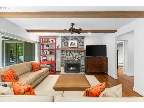 16700 Gary Lane Lake Oswego OR 97034
