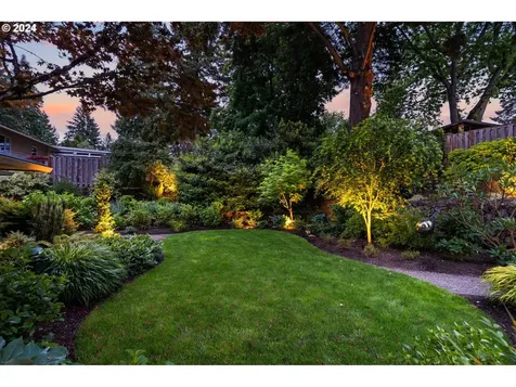 16700 Gary Lane Lake Oswego OR 97034