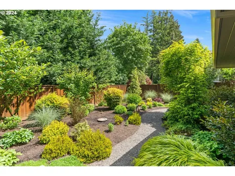 16700 Gary Lane Lake Oswego OR 97034