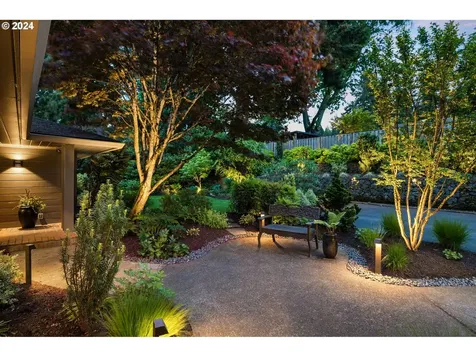 16700 Gary Lane Lake Oswego OR 97034