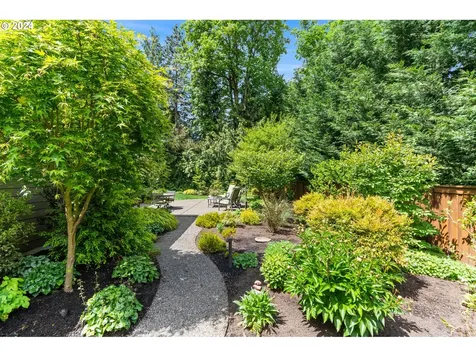 16700 Gary Lane Lake Oswego OR 97034
