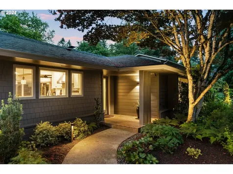 16700 Gary Lane Lake Oswego OR 97034