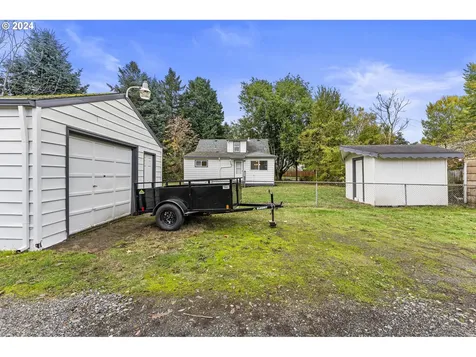 6015 N Yale Street Portland OR 97203