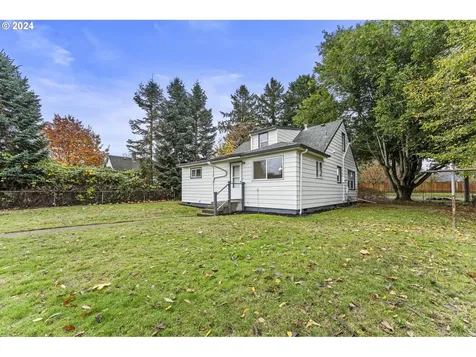 6015 N Yale Street Portland OR 97203