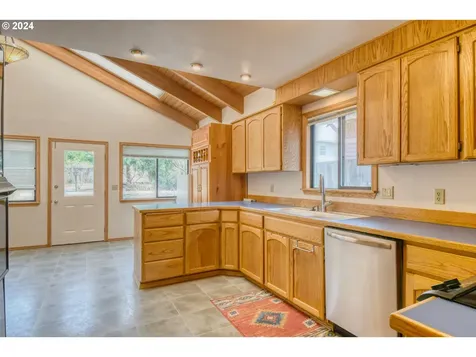 511 Nw Furnish Avenue Pendleton OR 97801