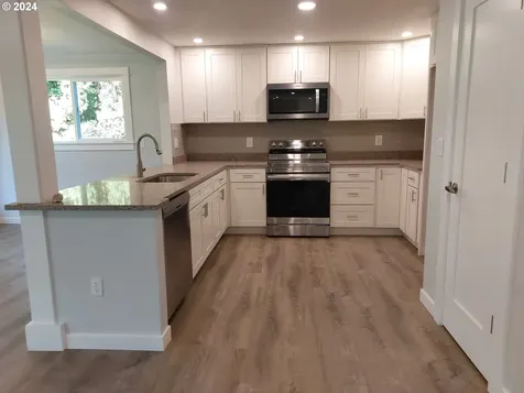 2233 SW Mitchell Court Troutdale OR 97060