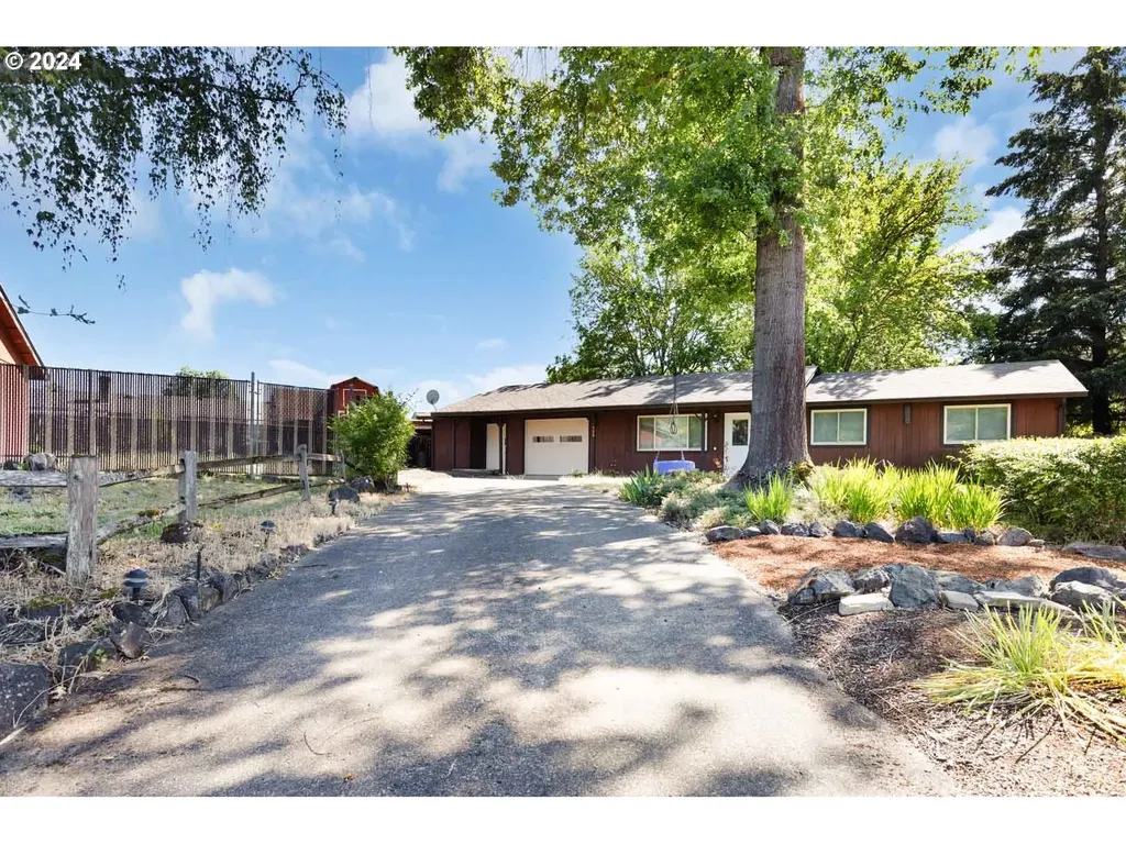 159 Bradley Court Roseburg OR 97470
