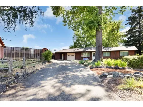 159 Bradley Court Roseburg OR 97470
