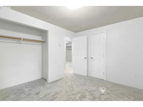 159 Bradley Court Roseburg OR 97470