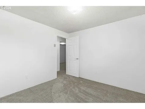 159 Bradley Court Roseburg OR 97470