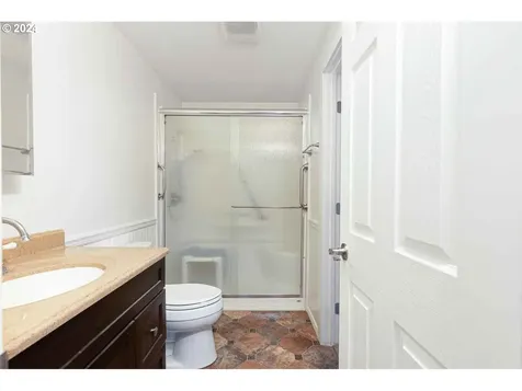 159 Bradley Court Roseburg OR 97470
