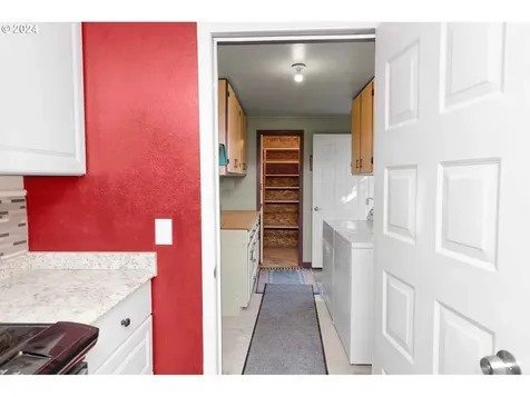 159 Bradley Court Roseburg OR 97470
