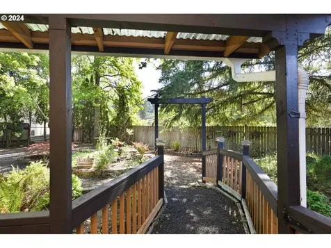 159 Bradley Court Roseburg OR 97470