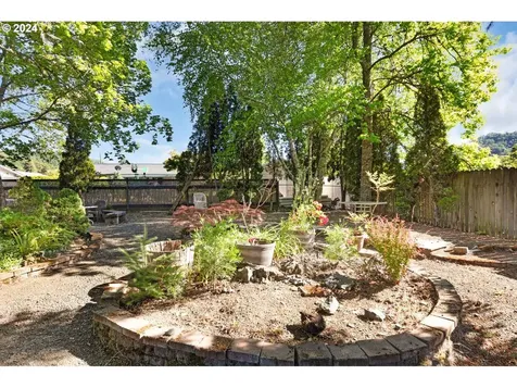 159 Bradley Court Roseburg OR 97470