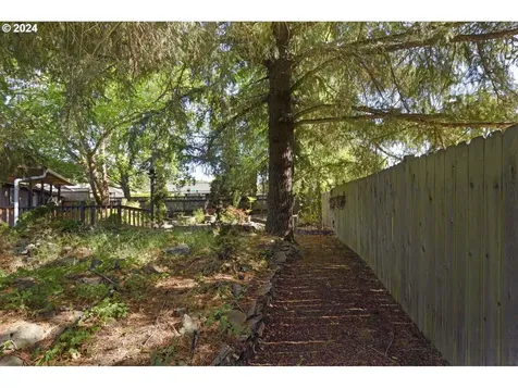 159 Bradley Court Roseburg OR 97470