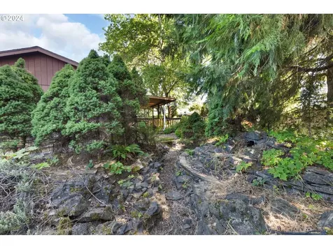 159 Bradley Court Roseburg OR 97470
