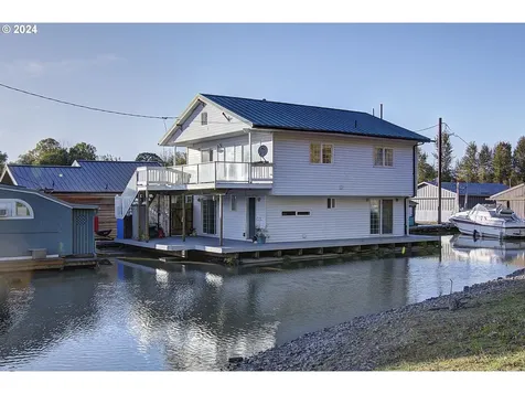 4911 NW 122nd Street Vancouver WA 98685