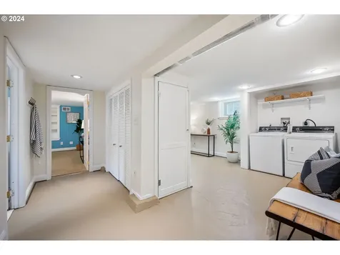 2725 Ne 67th Avenue Portland OR 97213