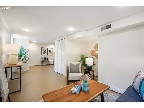 2725 Ne 67th Avenue Portland OR 97213