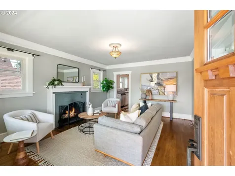 2725 Ne 67th Avenue Portland OR 97213