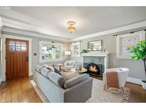 2725 Ne 67th Avenue Portland OR 97213