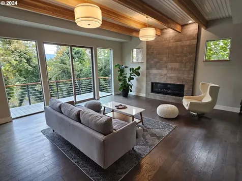 3232 Portland Street Eugene OR 97405