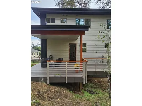 3232 Portland Street Eugene OR 97405
