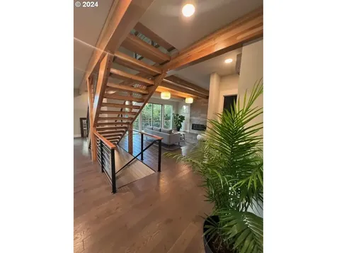 3232 Portland Street Eugene OR 97405