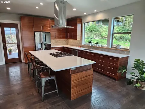 3232 Portland Street Eugene OR 97405