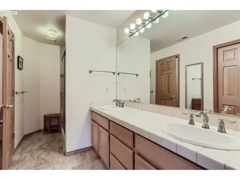 28635 Sw Roger Boulevard Wilsonville OR 97070
