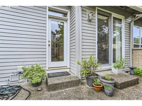 28635 Sw Roger Boulevard Wilsonville OR 97070