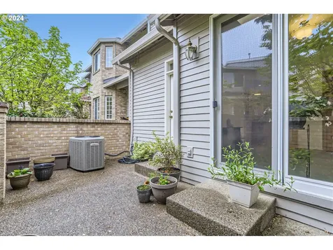 28635 Sw Roger Boulevard Wilsonville OR 97070
