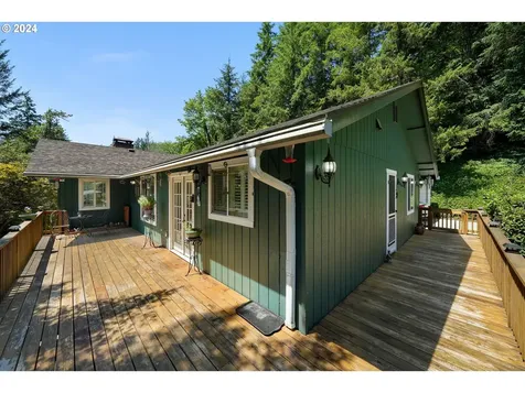 1680 Curtin Road Cottage Grove OR 97424
