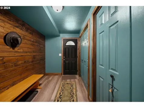 1680 Curtin Road Cottage Grove OR 97424
