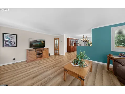 1680 Curtin Road Cottage Grove OR 97424